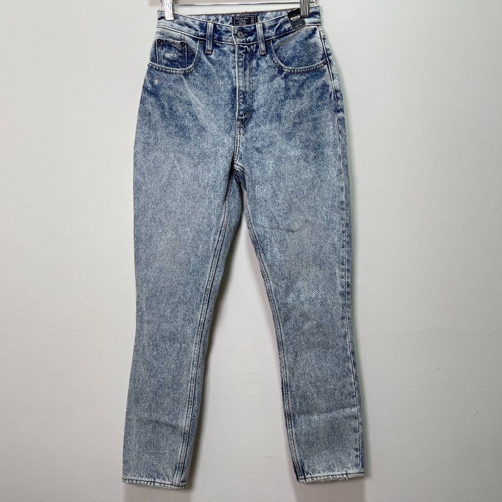 NWOT Abercrombie & Fitch Curve Love High Rise Mom Jeans sz 24 - Picture 2 of 15